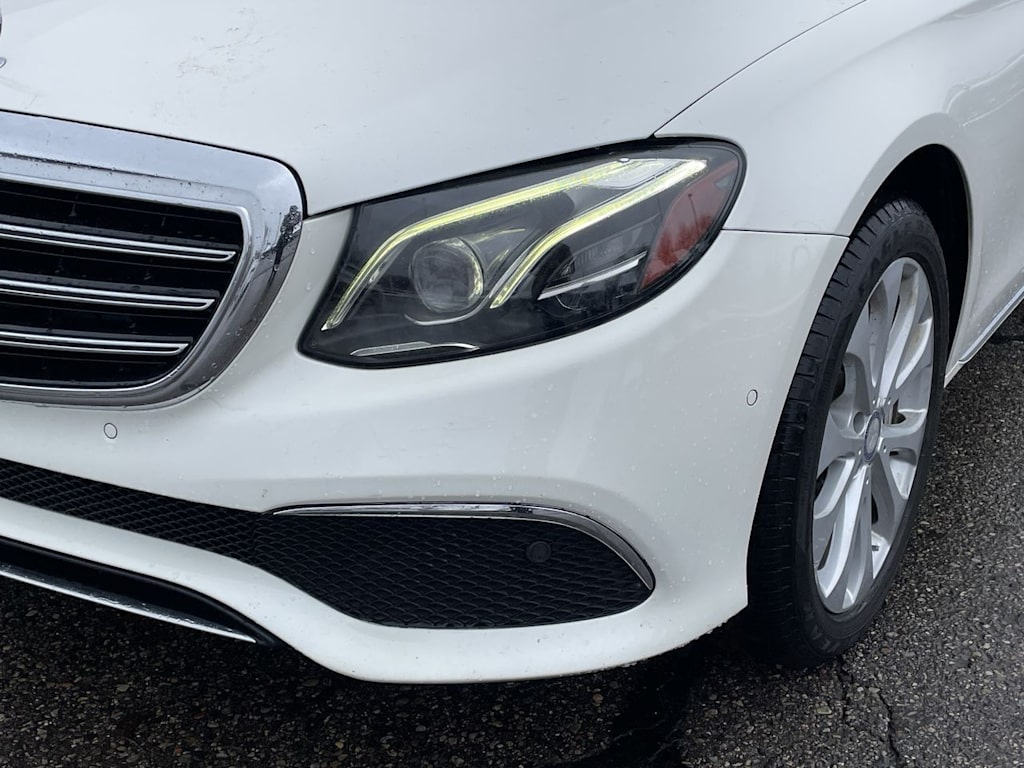 Thumbnail: 2017 Mercedes-Benz E-Class - 38