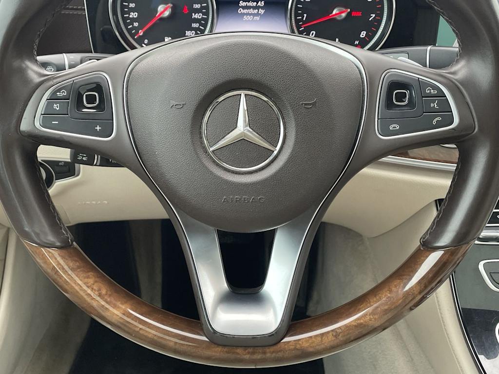 Thumbnail: 2017 Mercedes-Benz E-Class - 24