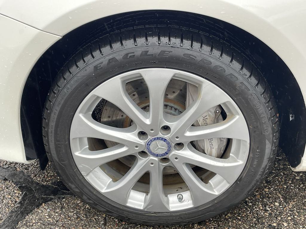 Thumbnail: 2017 Mercedes-Benz E-Class - 6