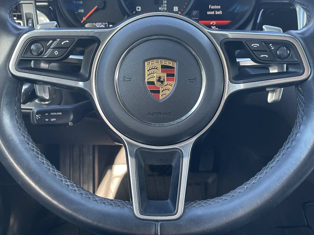 Thumbnail: 2021 Porsche Macan - 23