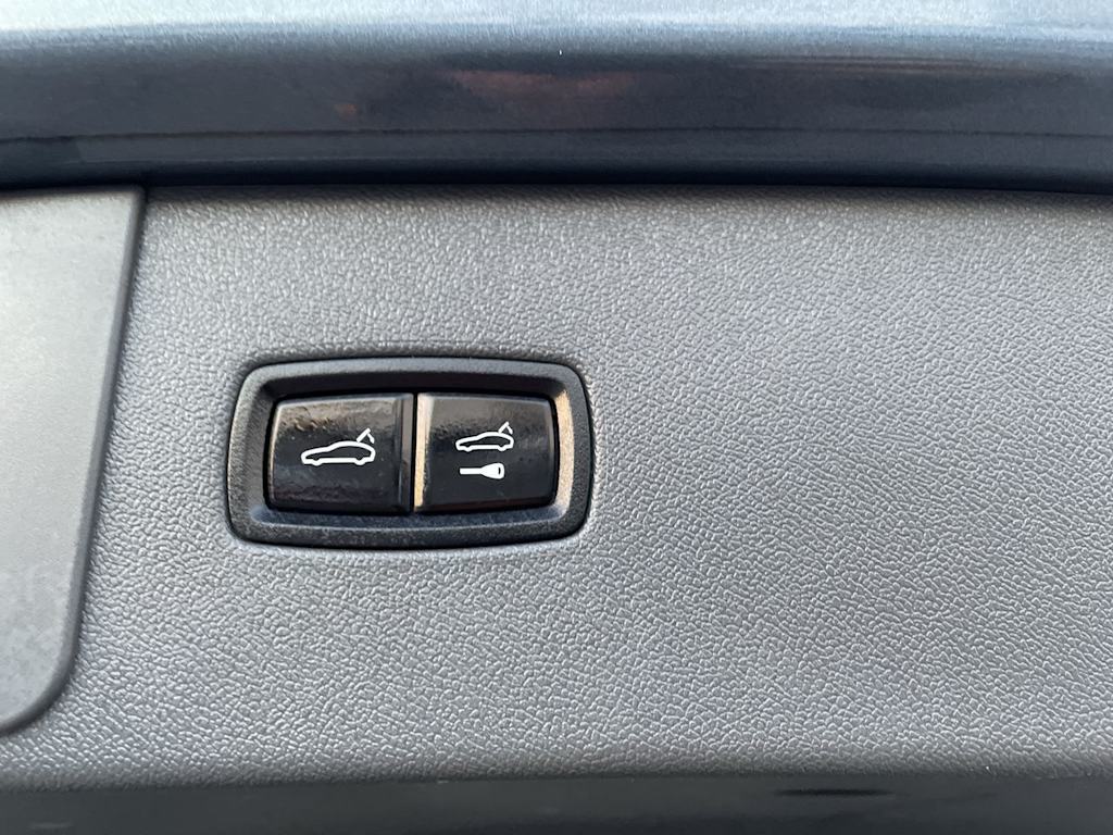 Thumbnail: 2019 Porsche Cayenne - 27