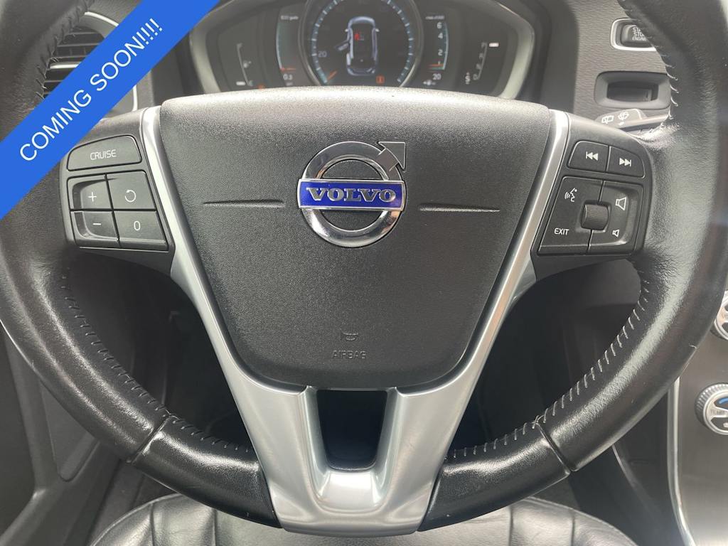 Thumbnail: 2016 Volvo V60 - 23