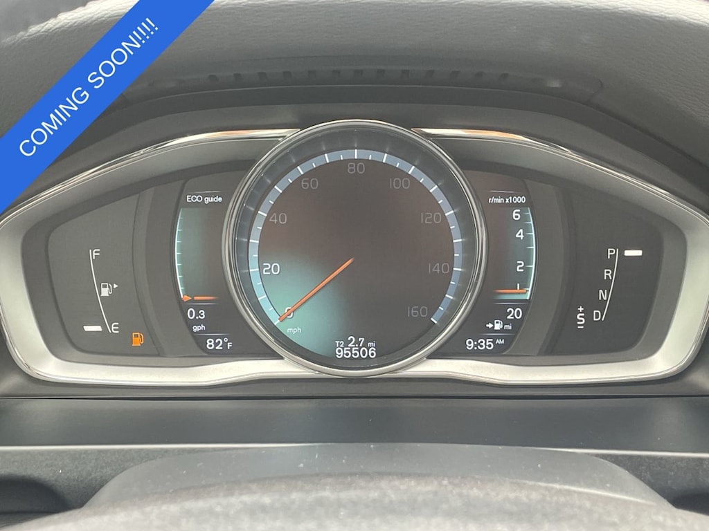 Thumbnail: 2016 Volvo V60 - 16