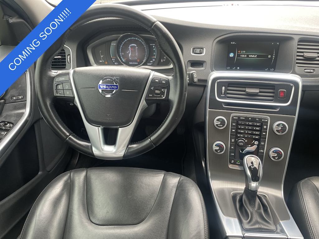 Thumbnail: 2016 Volvo V60 - 2