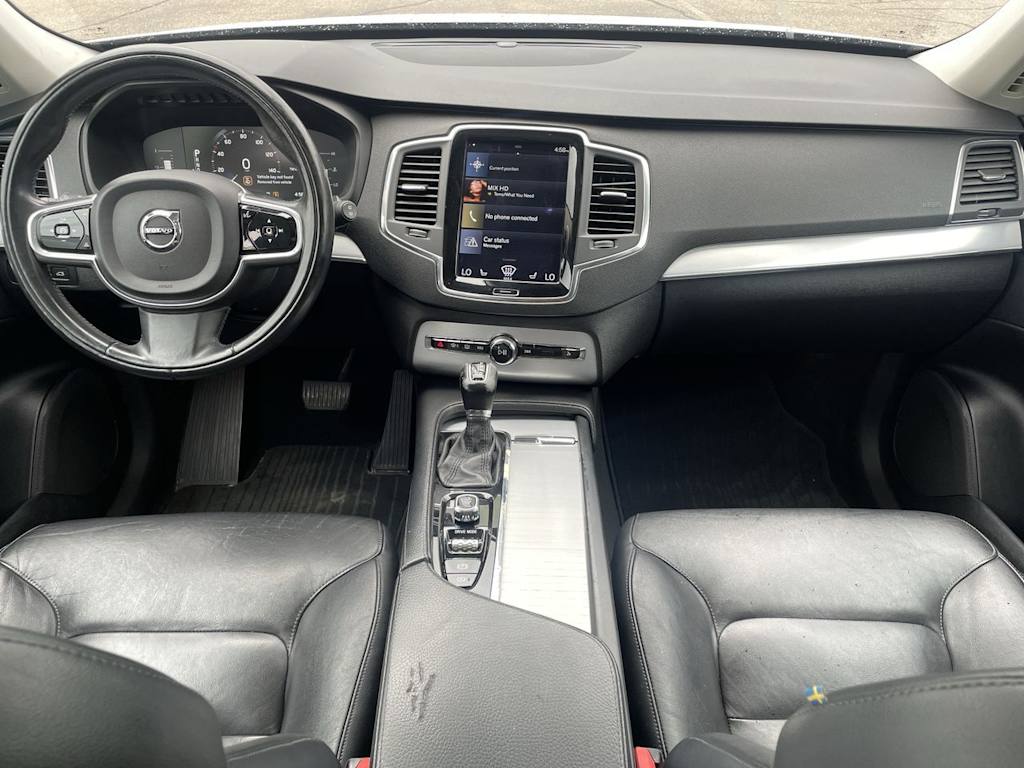 Thumbnail: 2018 Volvo XC90 - 10