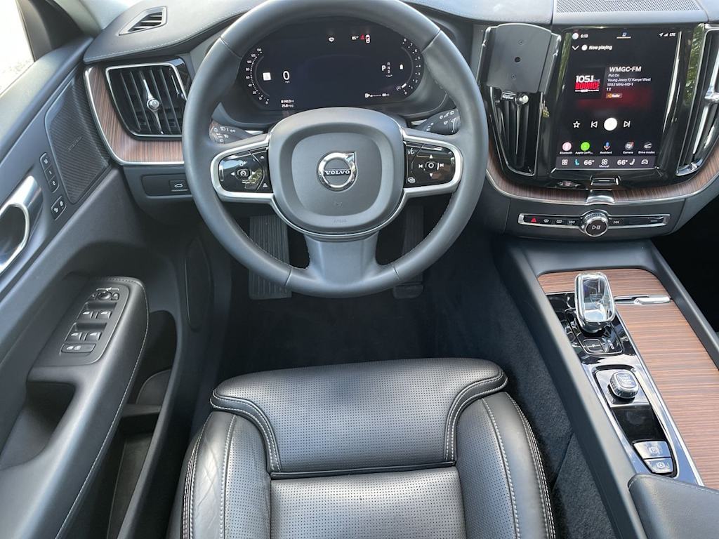 Thumbnail: 2023 Volvo XC60 - 13