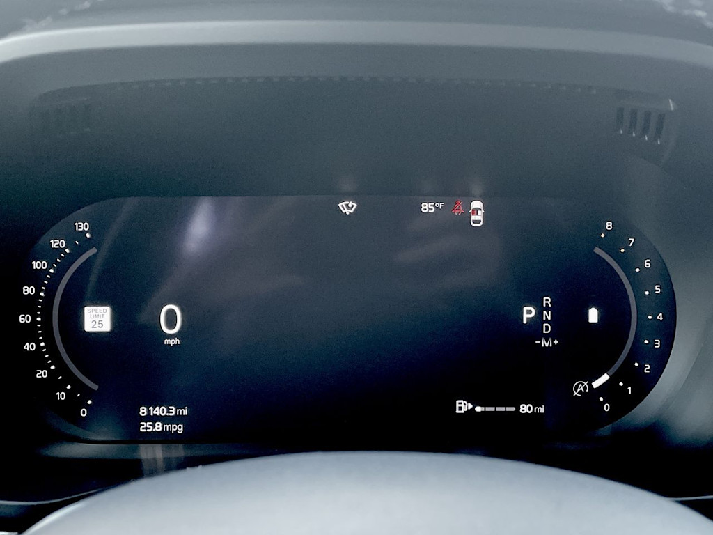 Thumbnail: 2023 Volvo XC60 - 16