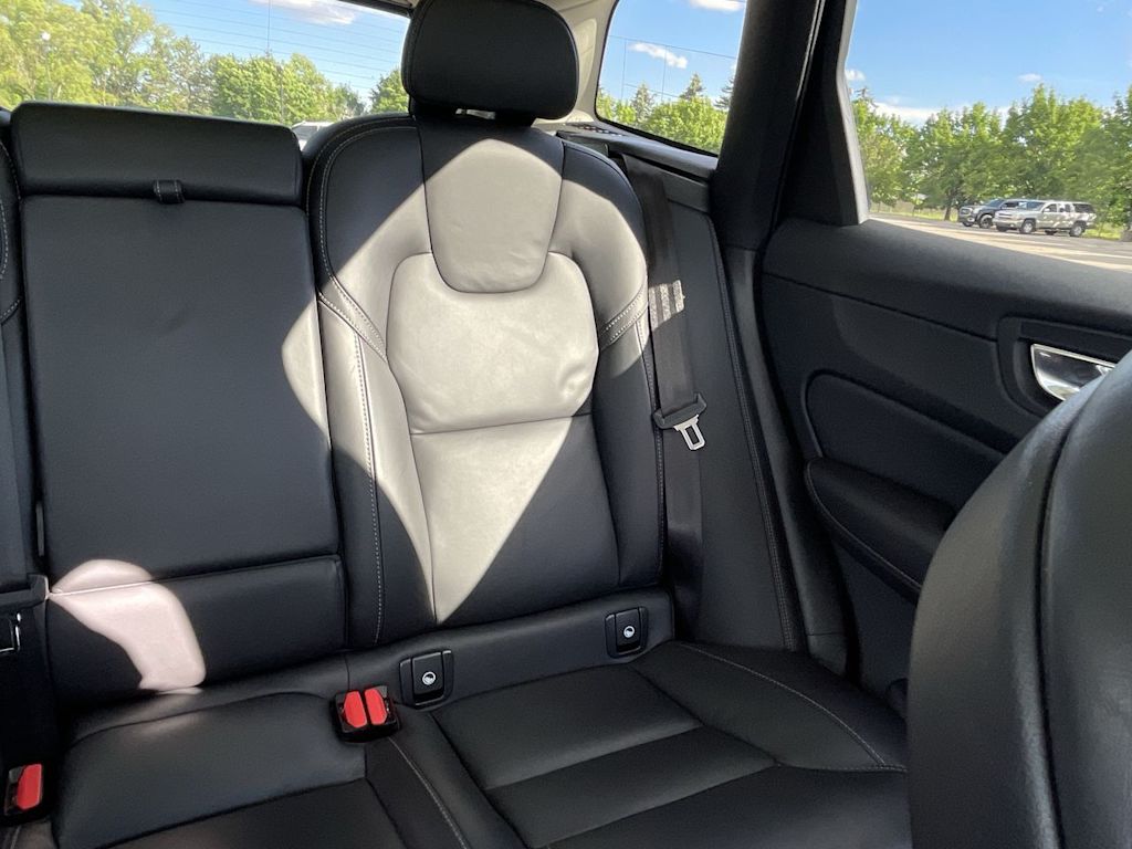 Thumbnail: 2023 Volvo XC60 - 27