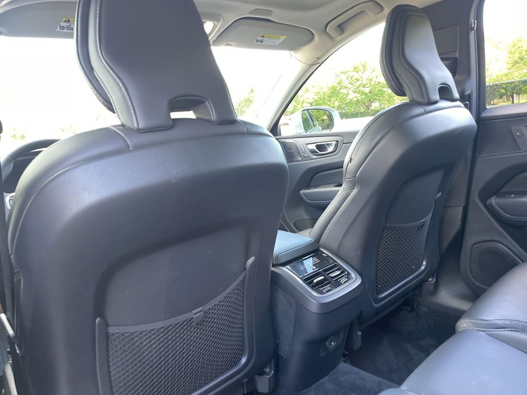 Thumbnail: 2023 Volvo XC60 - 35