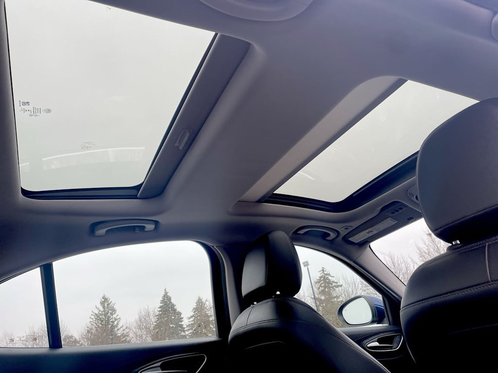 Thumbnail: 2019 Alfa Romeo Giulia - 27