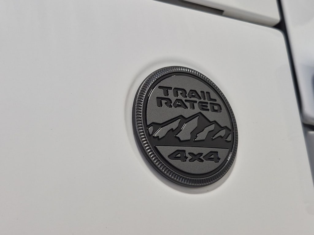 Thumbnail: 2022 Jeep Wrangler - 25