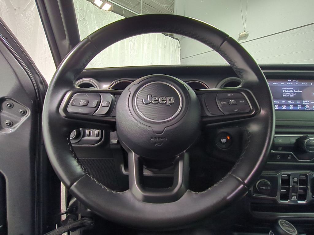 Thumbnail: 2022 Jeep Wrangler - 13