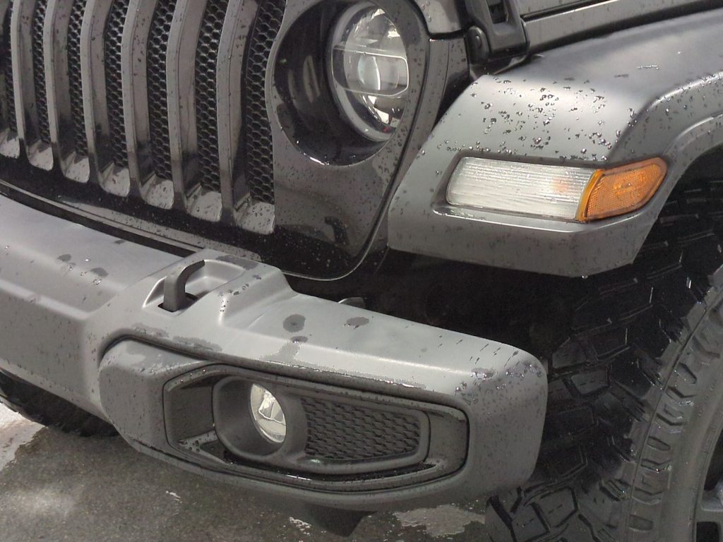 Thumbnail: 2022 Jeep Wrangler - 23