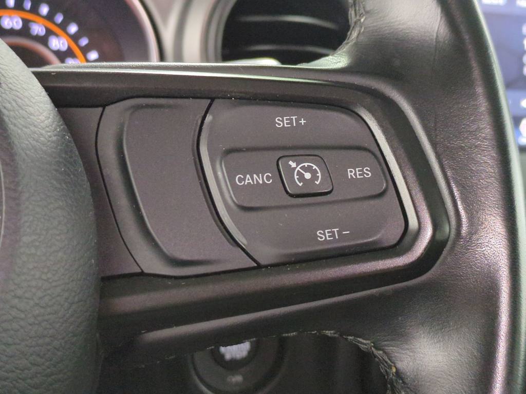 Thumbnail: 2022 Jeep Wrangler - 30