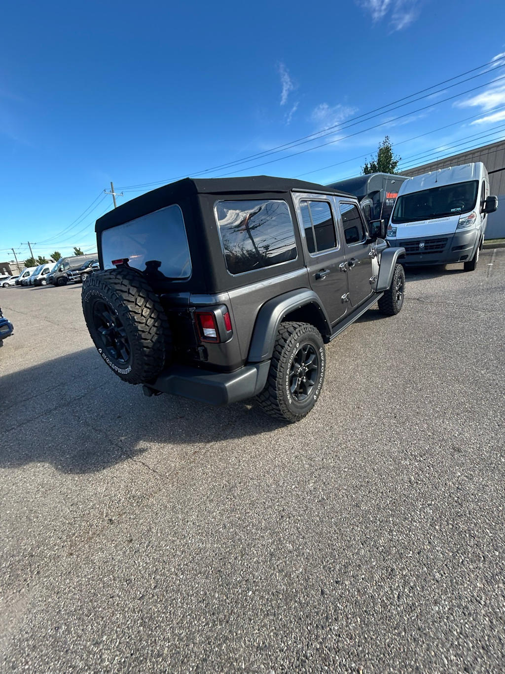 Thumbnail: 2021 Jeep Wrangler - 7