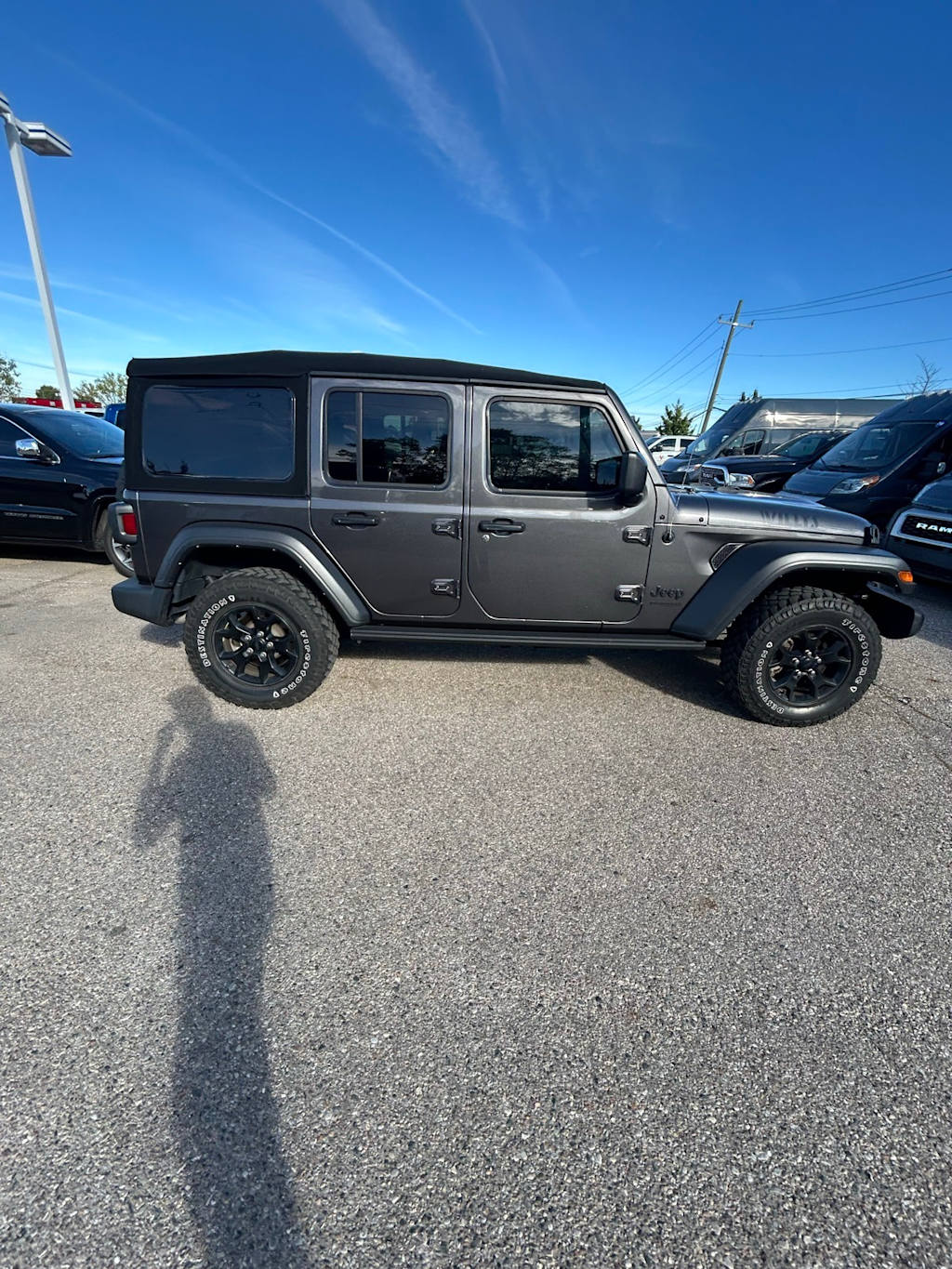 Thumbnail: 2021 Jeep Wrangler - 16