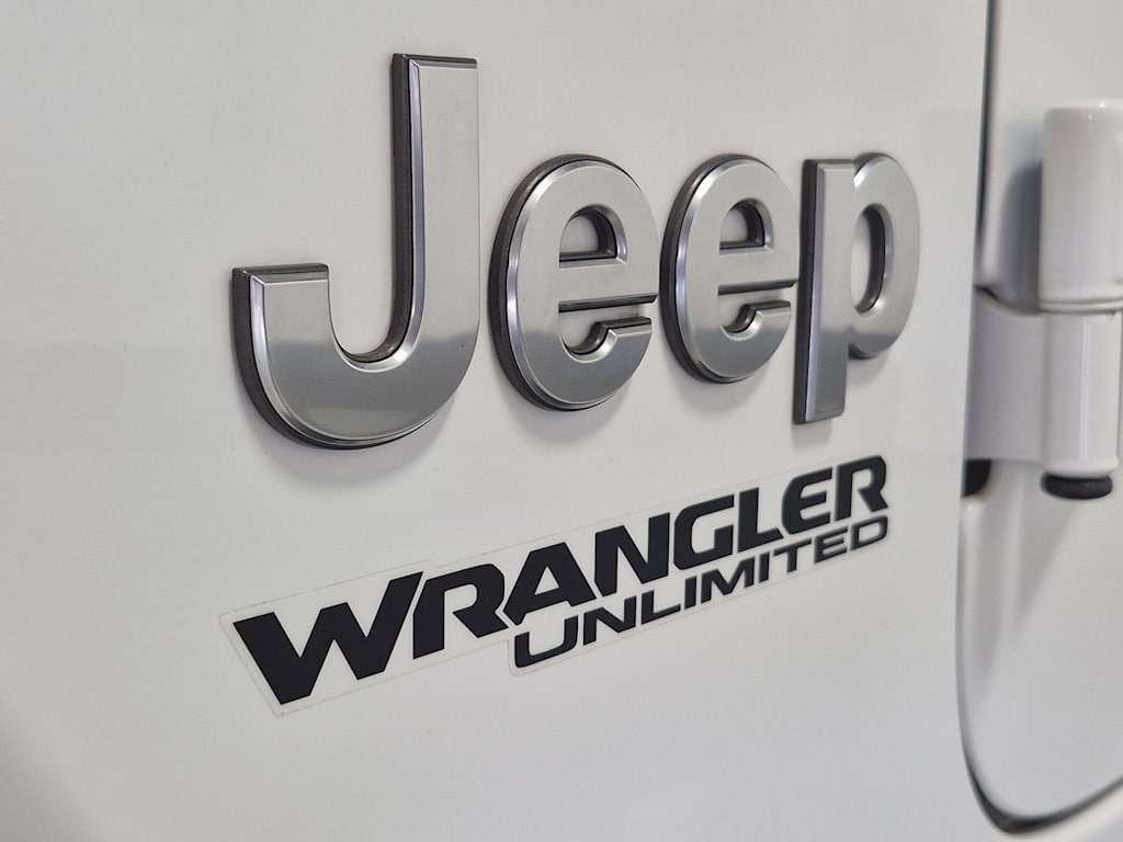 Thumbnail: 2022 Jeep Wrangler - 7