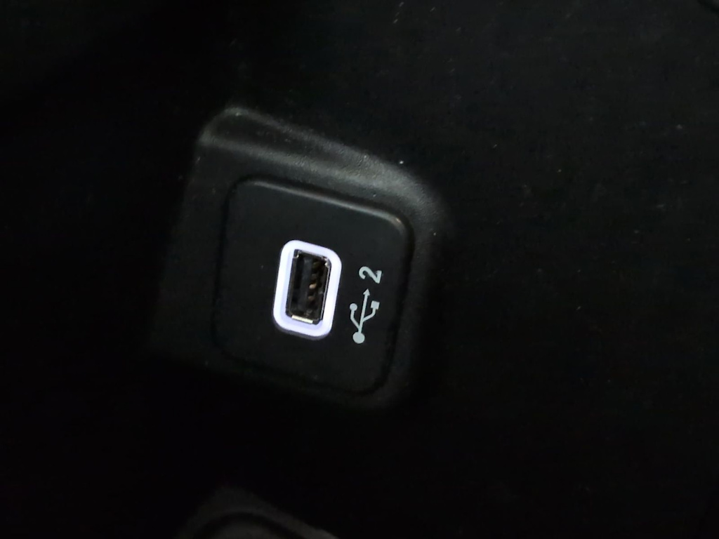Thumbnail: 2023 Jeep Wrangler - 33