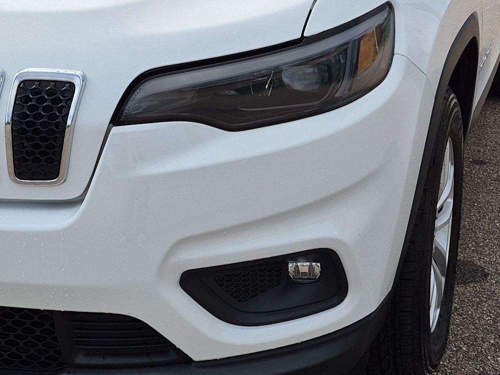 Thumbnail: 2022 Jeep Cherokee - 24