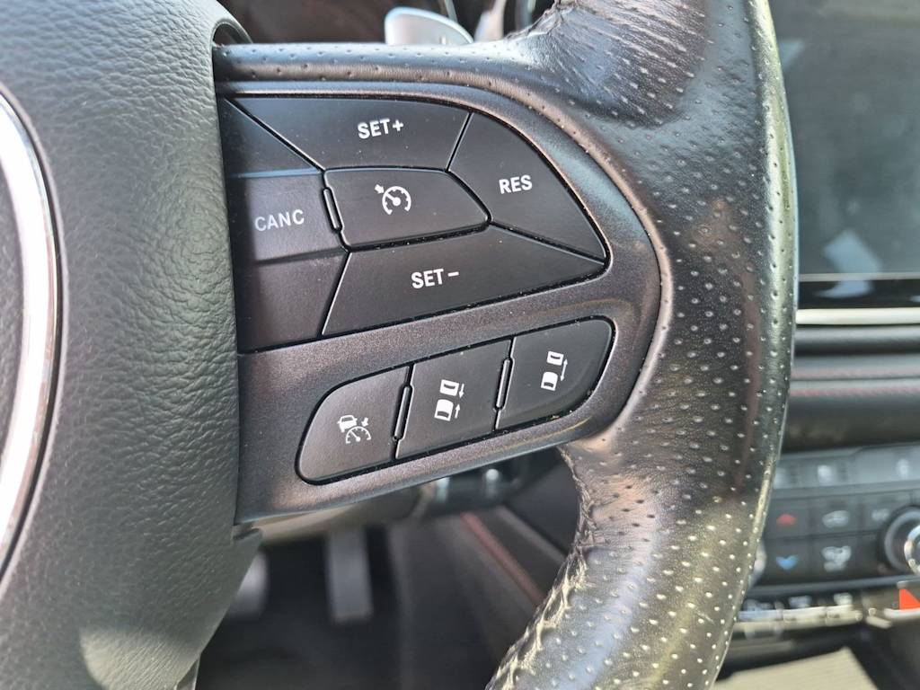 Thumbnail: 2023 Dodge Durango - 32
