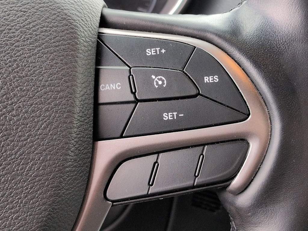 Thumbnail: 2021 Jeep Grand Cherokee - 29