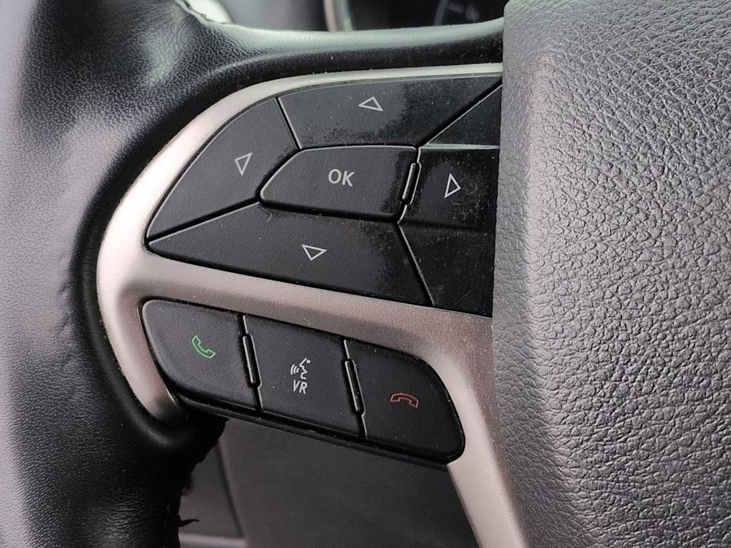 Thumbnail: 2021 Jeep Grand Cherokee - 28
