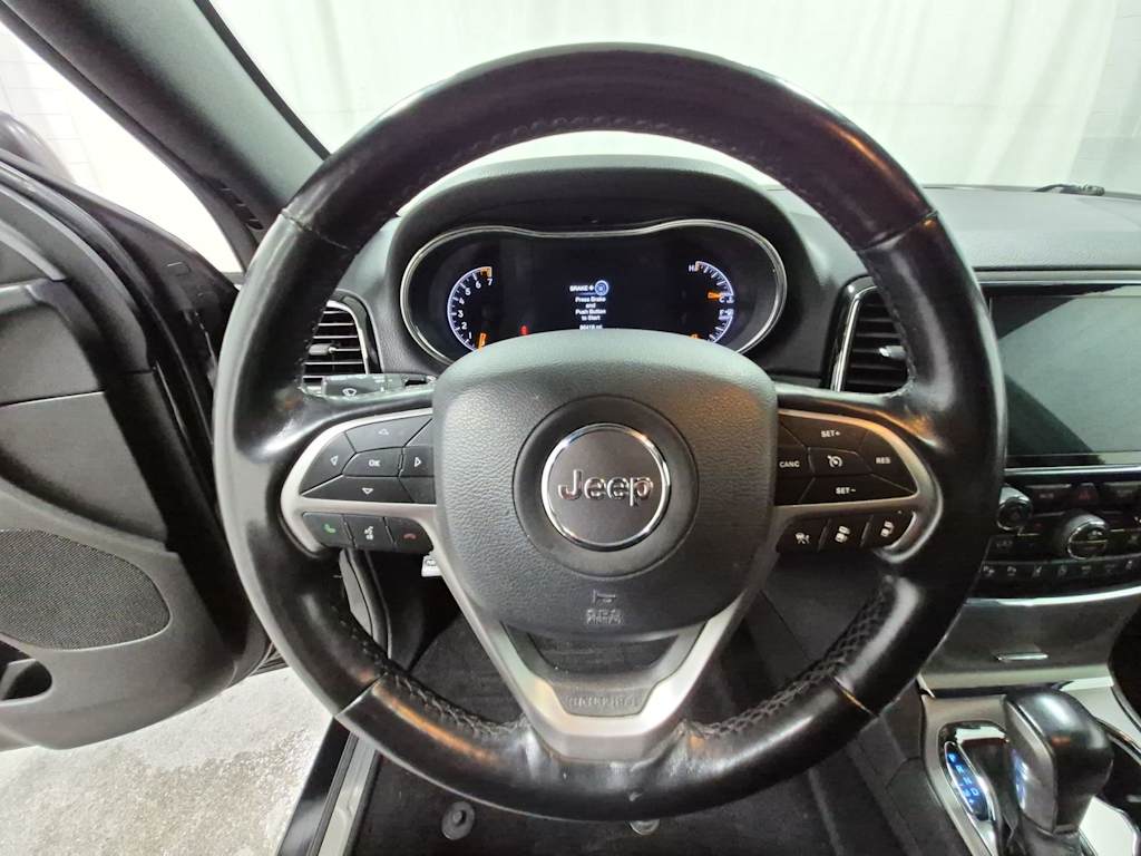 Thumbnail: 2021 Jeep Grand Cherokee - 14