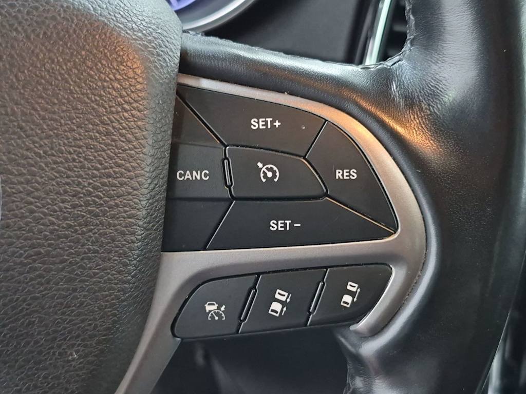 Thumbnail: 2021 Jeep Grand Cherokee - 33