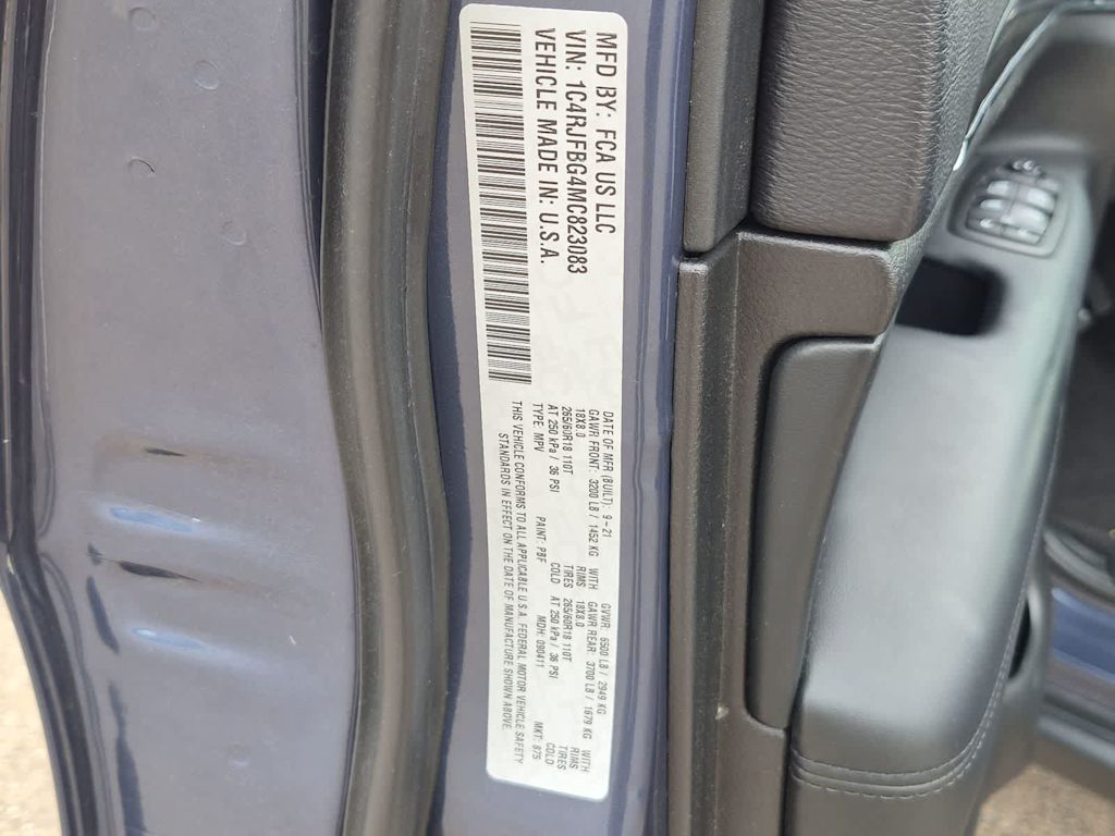 Thumbnail: 2021 Jeep Grand Cherokee - 21