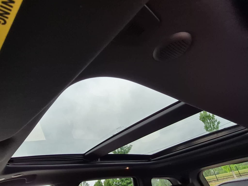 Thumbnail: 2021 Jeep Grand Cherokee - 30