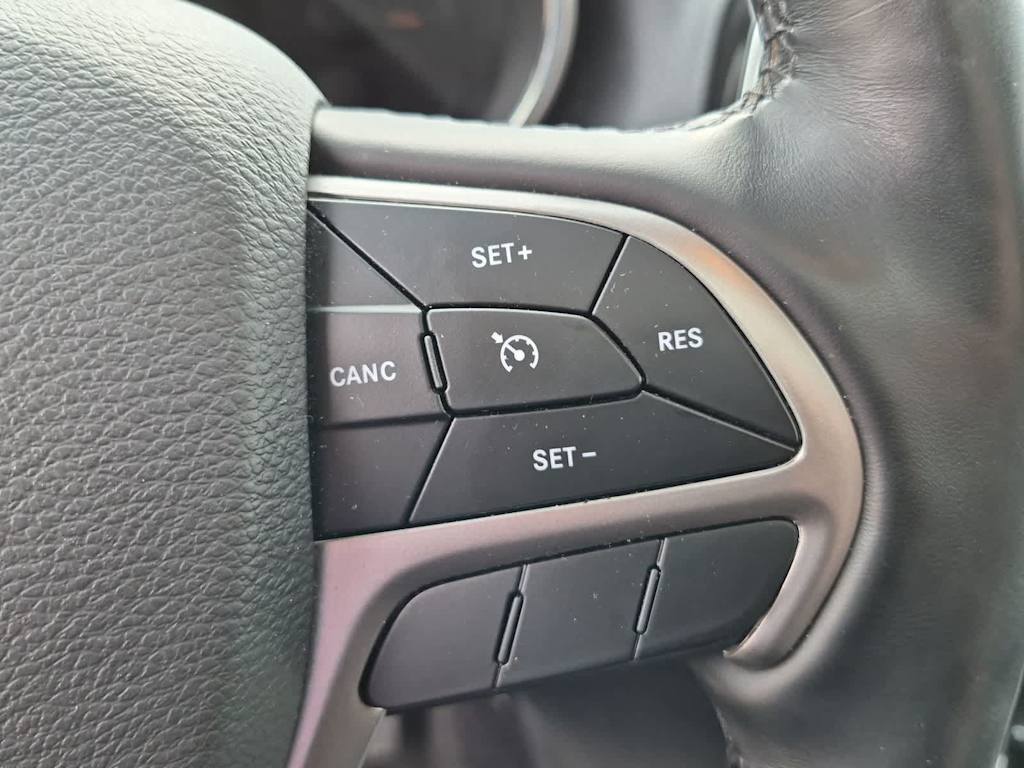 Thumbnail: 2021 Jeep Grand Cherokee - 36