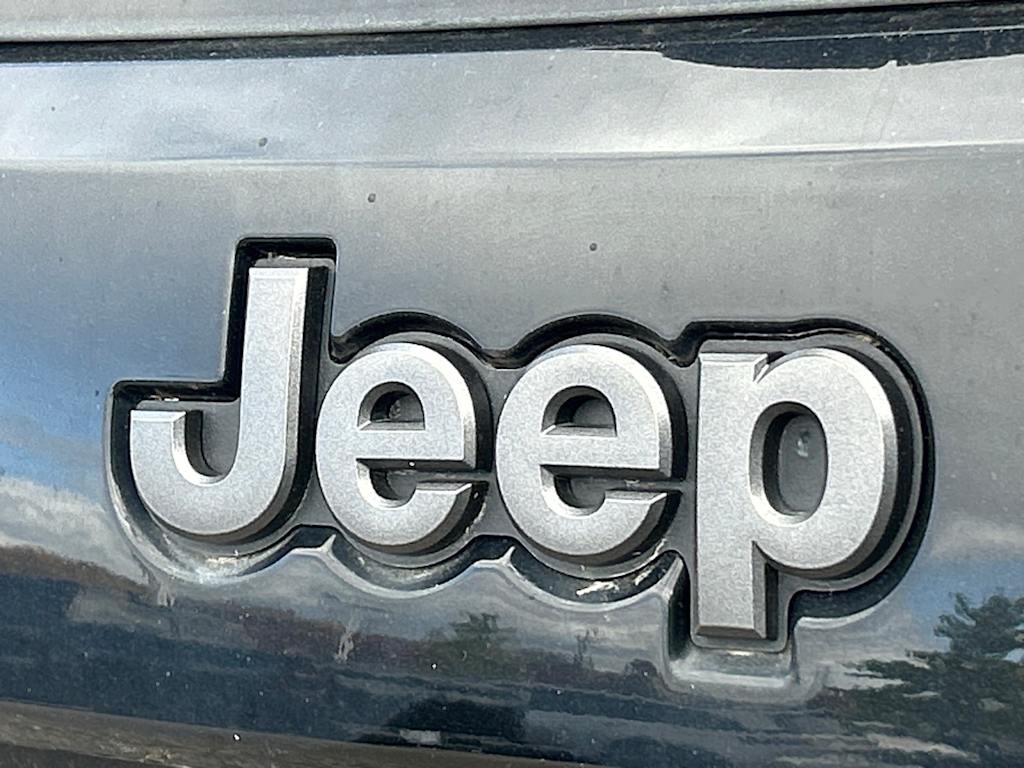 Thumbnail: 2021 Jeep Grand Cherokee - 26