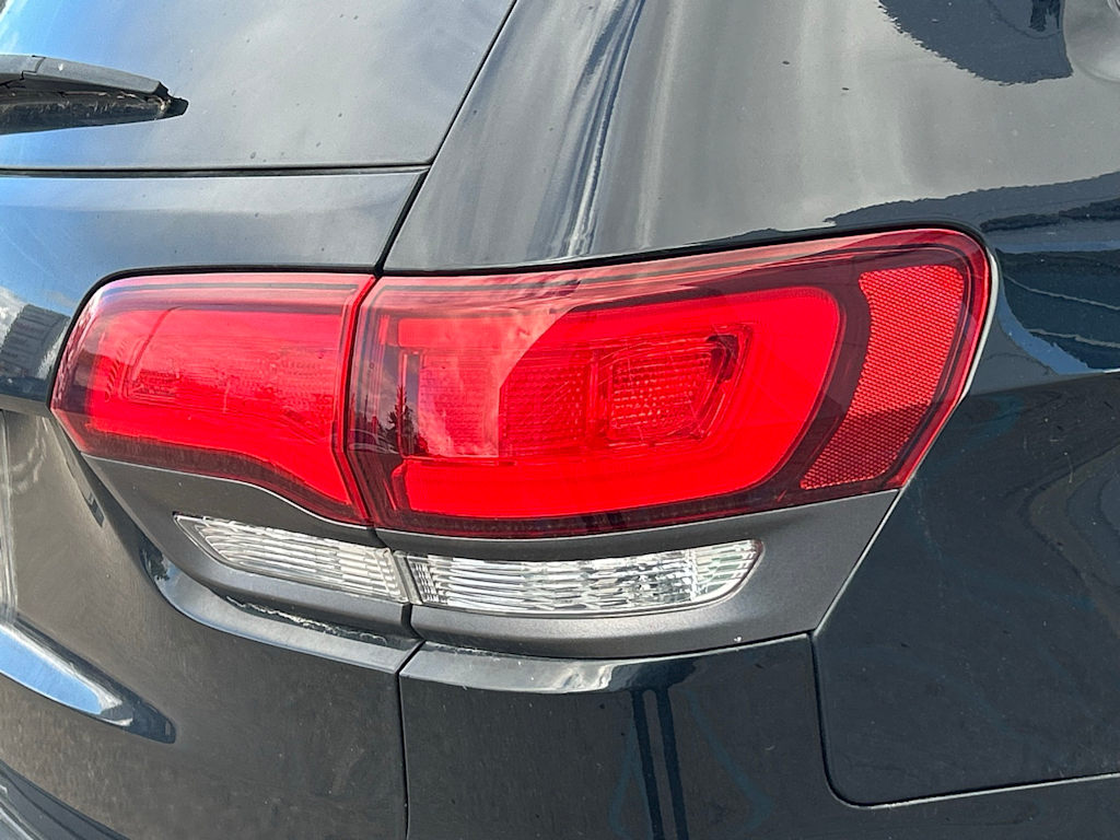 Thumbnail: 2021 Jeep Grand Cherokee - 25