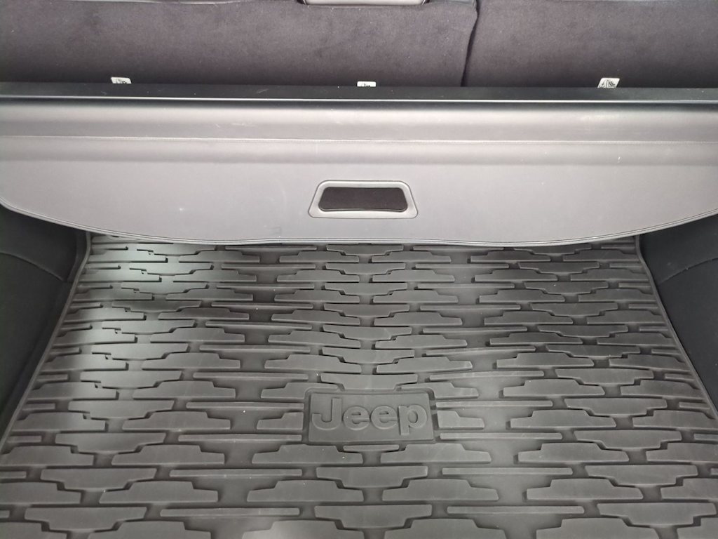 Thumbnail: 2021 Jeep Grand Cherokee - 36