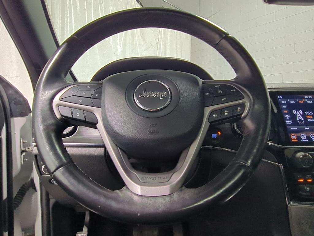 Thumbnail: 2021 Jeep Grand Cherokee - 13
