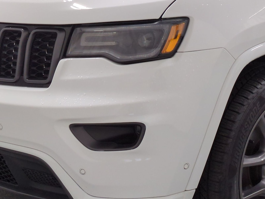 Thumbnail: 2021 Jeep Grand Cherokee - 23