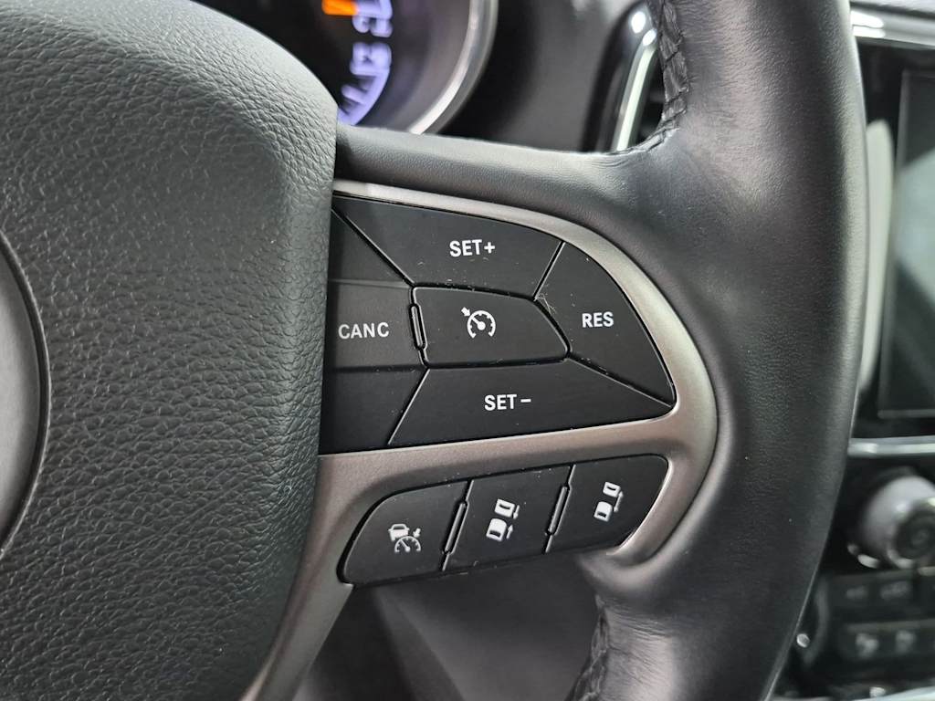 Thumbnail: 2021 Jeep Grand Cherokee - 33