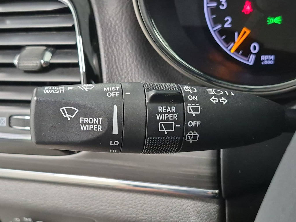 Thumbnail: 2021 Jeep Grand Cherokee - 17