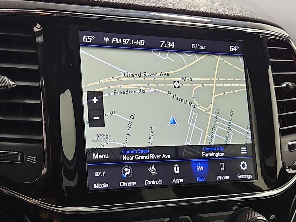 Thumbnail: 2021 Jeep Grand Cherokee - 34