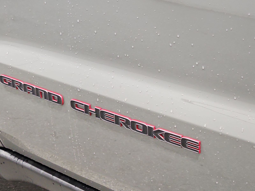 Thumbnail: 2021 Jeep Grand Cherokee - 26