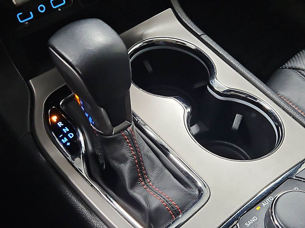 Thumbnail: 2021 Jeep Grand Cherokee - 16