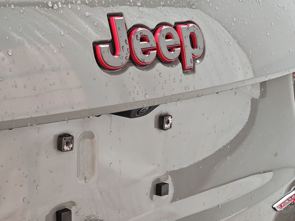 Thumbnail: 2021 Jeep Grand Cherokee - 7