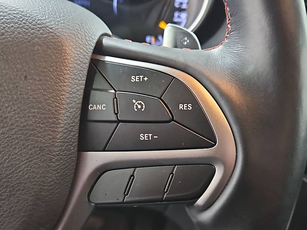 Thumbnail: 2021 Jeep Grand Cherokee - 31
