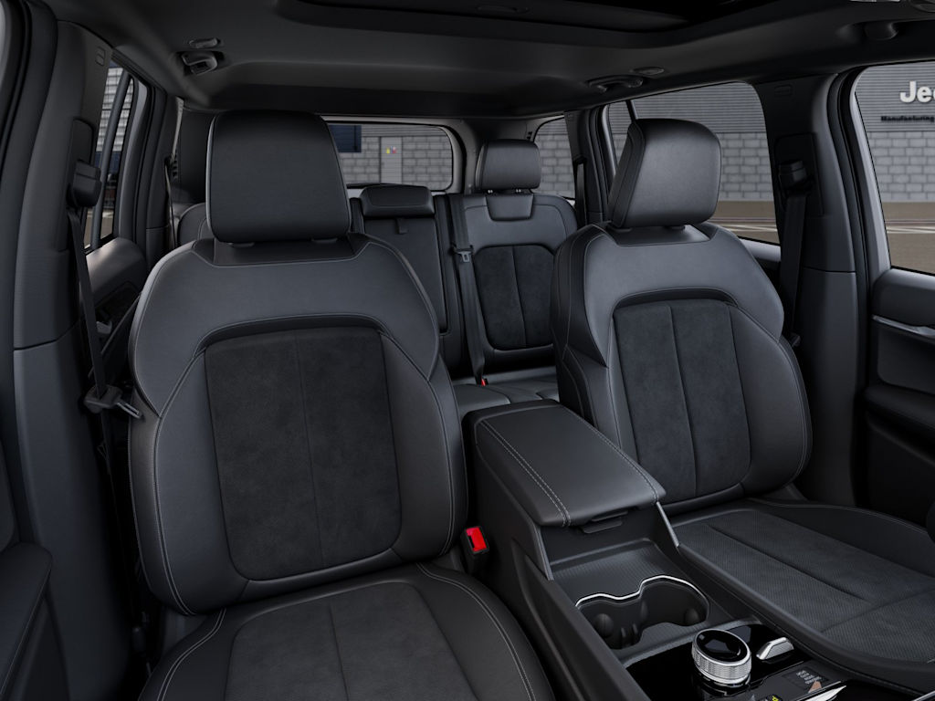 Thumbnail: 2026 Jeep Grand Cherokee - 9