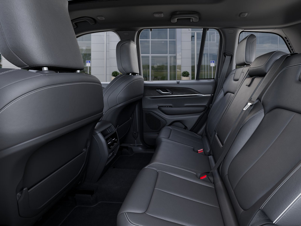 Thumbnail: 2025 Jeep Grand Cherokee - 11