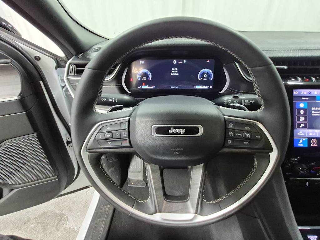 Thumbnail: 2024 Jeep Grand Cherokee - 14