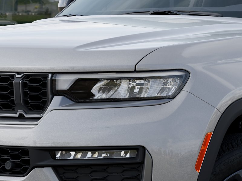 Thumbnail: 2026 Jeep Grand Cherokee - 17