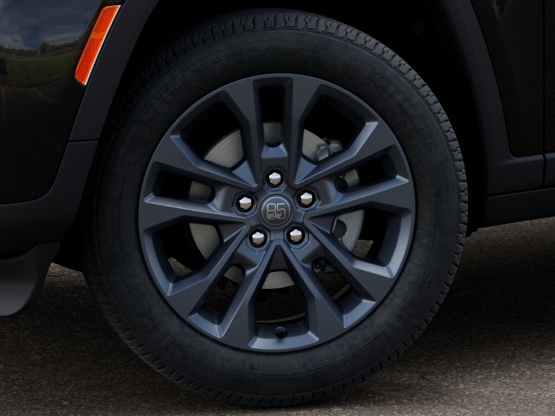 Thumbnail: 2026 Jeep Grand Cherokee - 8