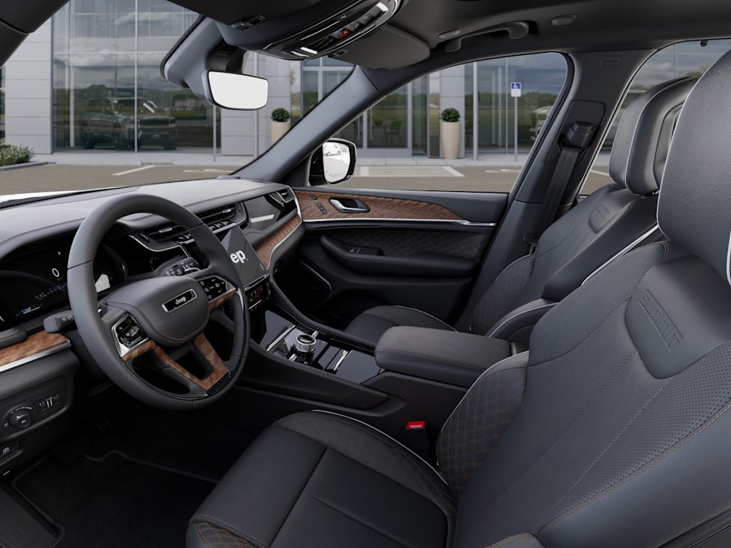 Thumbnail: 2025 Jeep Grand Cherokee - 10