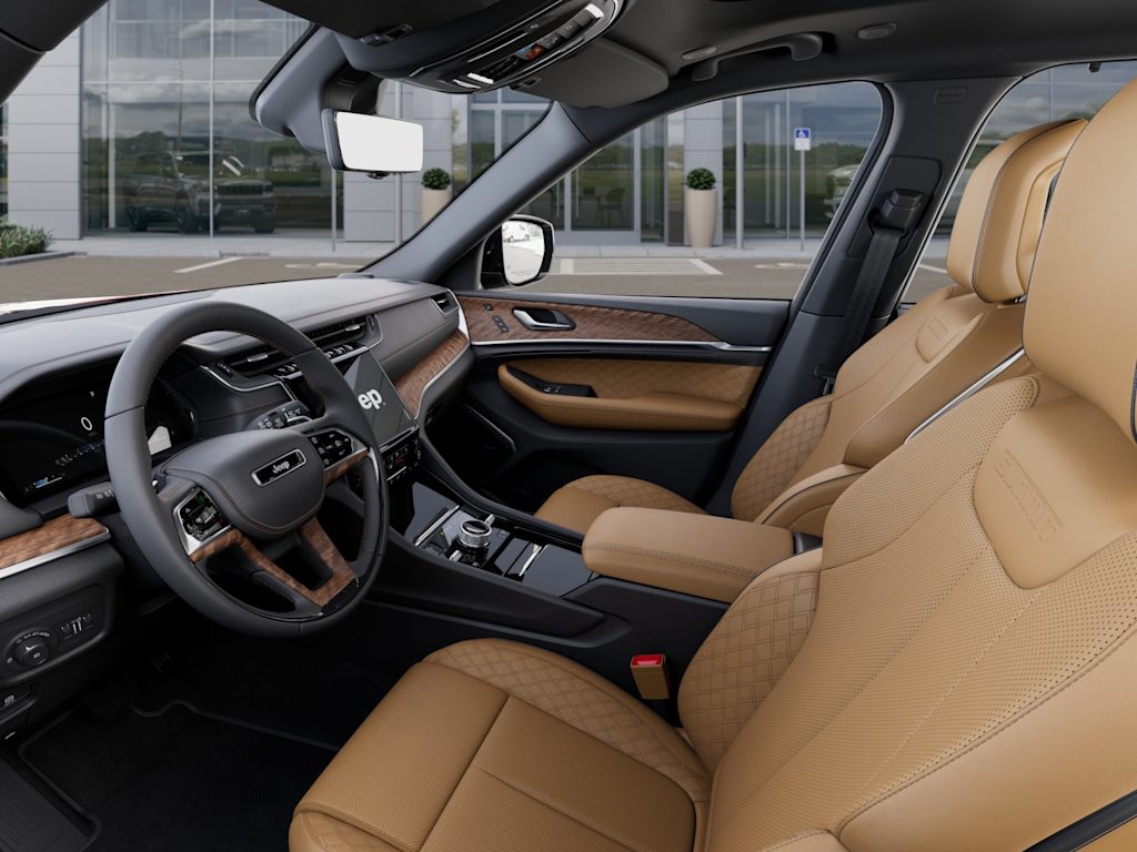 Thumbnail: 2025 Jeep Grand Cherokee - 24